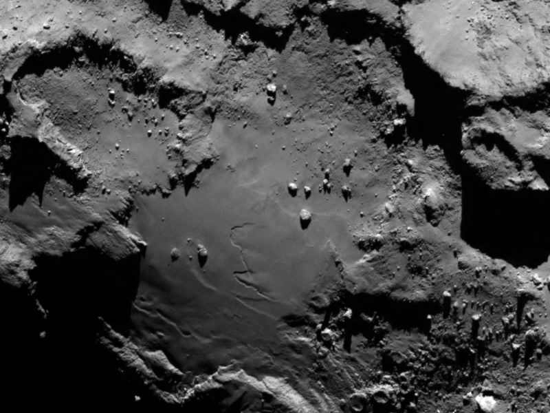 Illustration for article titled First Close-Up Photos Of The Solar System's "Most Crazy Bonkers Comet"